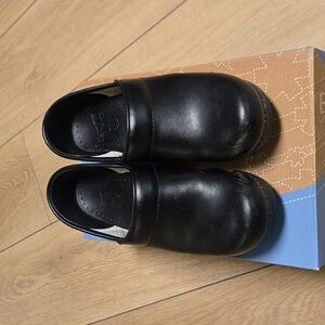 Dansko professional black leather clog. Size 35.$53